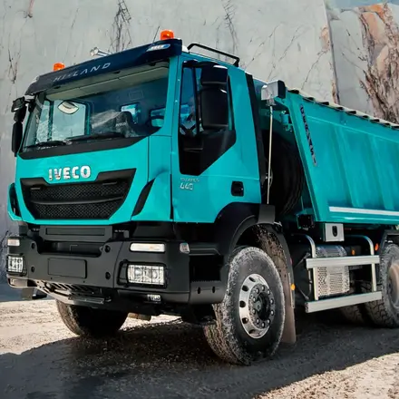 Ивеко Траккер / Iveco Trakker